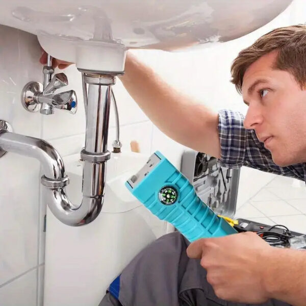 Llave para apretar el tubo del fregadero